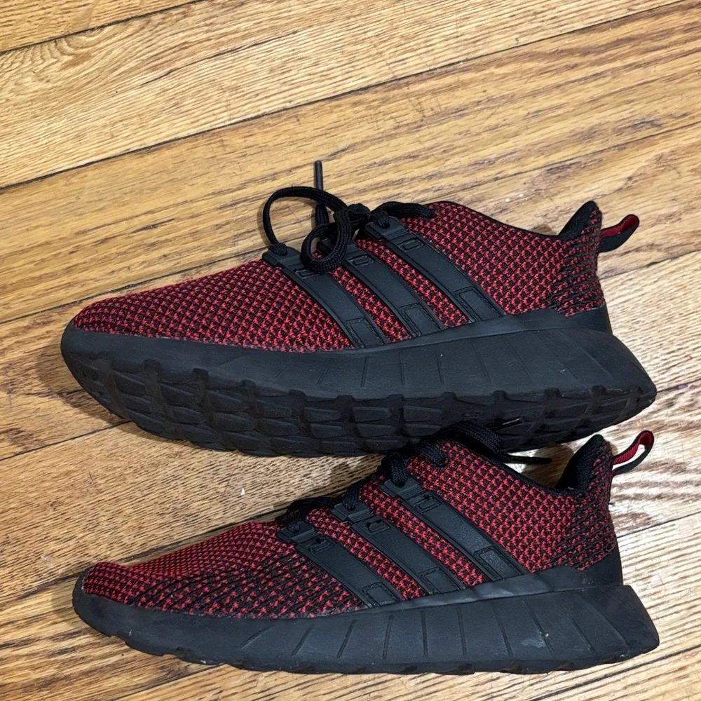 Adidas Black and Red Shoes - Picture 2 of 3